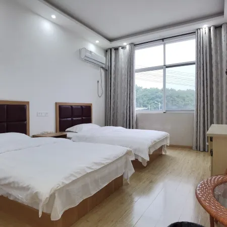 Shenjia Farm Hotel