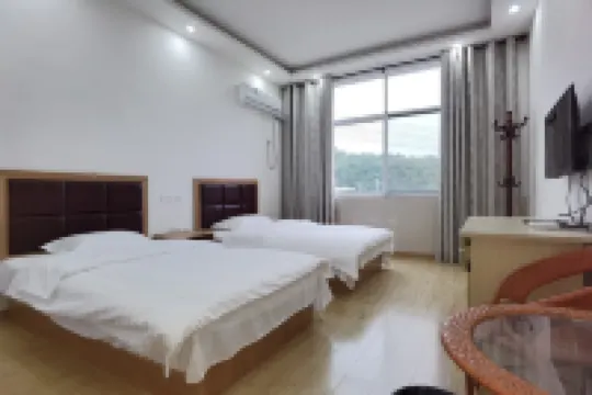 Shenjia Farm Hotel