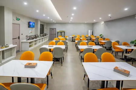 GreenTree Inn Hotel (Lingshan Liufeng Road Branch)