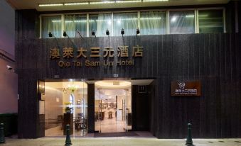 Ole Tai Sam Un Hotel
