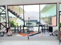 Fresh Resort Pattaya Hotels near Wat Khao Din Temple
