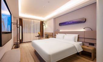 Chaozhou Xiangqiao International Finance Business Center Atour X Hotel