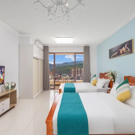 Jinghong Duoli Boutique Homestay (Gaozhuang Xishuangjing Star Night Market)
