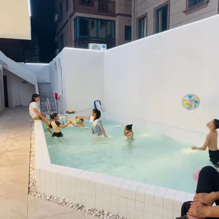 DDHouse · Pool View Design Aesthetic Homestay (Zhujiajian Wugongshi Wharf Airport)