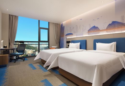 햄튼 바이 힐튼 선전 바오안 공항 객실