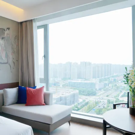 Maison New Century Hotel Hangzhou Bay (in Geely Giehow Plaza)