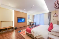 qiangrengujiamuheHotel فنادق في ونتشوان