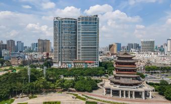 Golden Holiday Hotel (Nanning Chaoyang Plaza Railway Station)