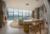Z·Cliff Hotel Hotels in Anlong