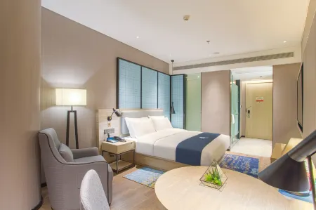 Echarm Hotel (LiuDong Wuling Liuqi Store) Отели рядом с достопримечательностью «Guangxi University of Science and Technology (Liudong Campus)»