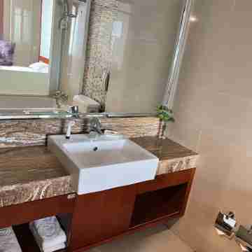 Jingjiang International Hotel Rooms