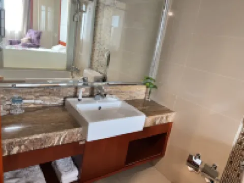 Jingjiang International Hotel فنادق في جينغجيانغ