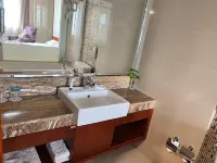 Jingjiang International Hotel