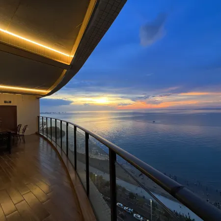 first-line sea-view Hostel (Beihai Jintan scenic spot store)