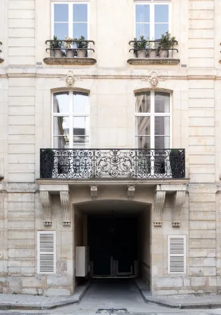 HIGHSTAY - Luxury Serviced Apartments - le Marais Отели рядом с достопримечательностью «Университет Сорбонна Нувель - Париж 3»