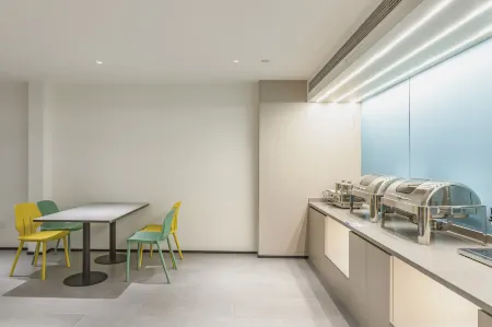 Shuting Hotel (Meishan Renshou Tianfu New Area Sichuan Institute) Отели рядом с достопримечательностью «Sichuan Vocational College of Science and Technology (Western District)»