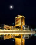 Pros-Para International Hotel - parcheggio