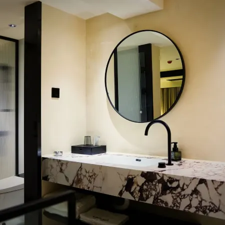 Too Hen not too late designer hotel