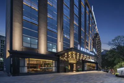 嘉興南湖帕瑞思設計師酒店 鄰近體育訓練指導中心遊泳館的酒店