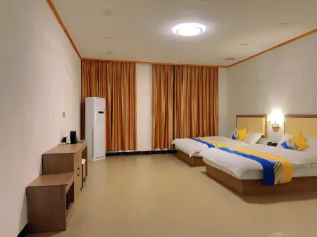 Yangdu Hotel (Xuwengang) Отели рядом с достопримечательностью «Xuwen Ancient Port»