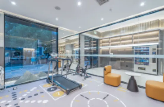 리청 호텔 · 즈 (이창 동부기차역 우이 플라자)