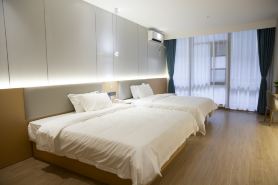 Xia Ri He Hua Hotel (Jingzhou Railway Station)