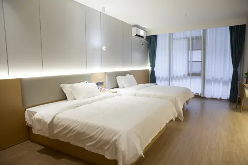 Xia Ri He Hua Hotel (Jingzhou Railway Station)