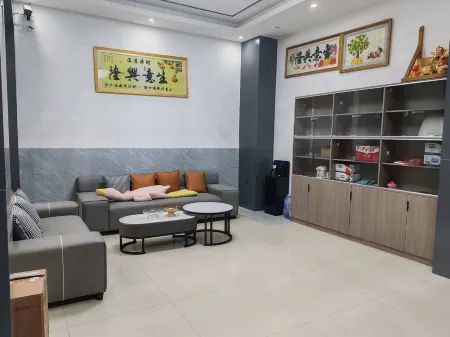 Funing Huayue Theme Hotel Отели в г. Фунин