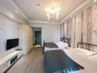 Qingfeng Xiaoshe Apartment (Chongqing Jiefangbei Hongyadong Branch) Hotel a 