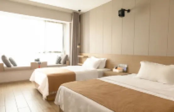 Hotels in Leno Hotels near Jiangbian Night Market