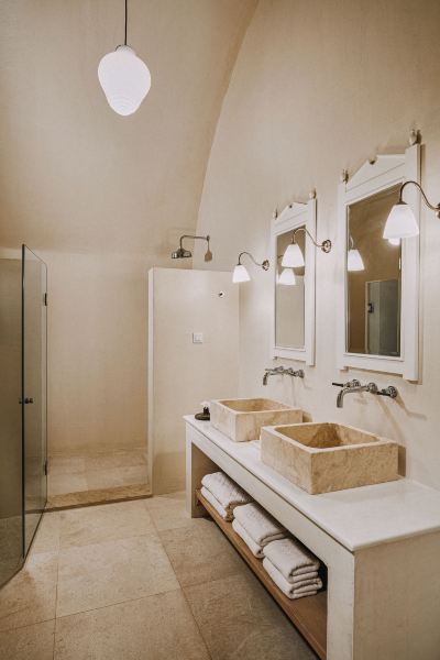 イオニアン スイート, 1 ベッドルーム スイート, キングベッド 1 台, ソファベッド, インランドビュー, バルコニー ヴェデマ，ラグジュアリーコレクションリゾート，サントリーニの写真