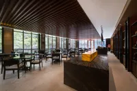 Yihe Funiu Shanju Hot Spring  Hotel
