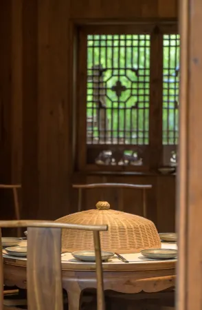 Taohuayuan Yunshe Resort Отели в г. Таоюань