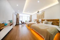 竹塢清民宿（荔波小七孔景區東門售票大廳店） 鄰近瑤族文化展示廳的酒店