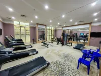 โรงแรมแกลดเดน เจียงเหมิน - ที่มีฟิตเนส