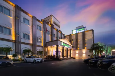Holiday Inn Express Shanghai Pujiang Lianhang Road Hotels in Stadt Pujiang