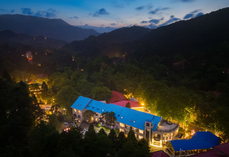 hotel overview picture
