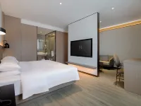 H Hotel (Mengzhou Hanyu Street) Hotels in Mengzhou