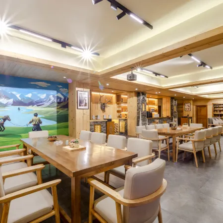 Siguniang Mountain Bailu Zhuokang Homestay