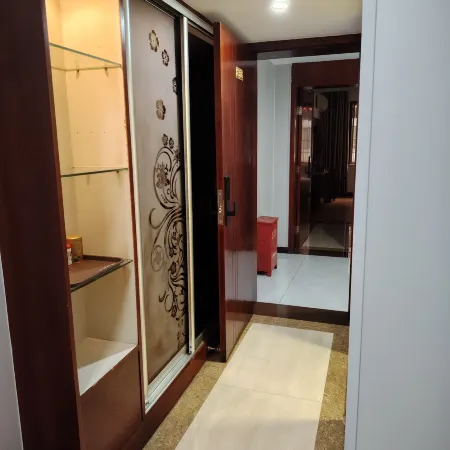 Qijiang Huadu Business Hotel