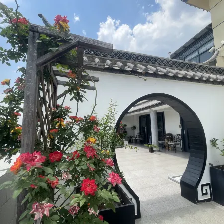 QINHEYUAN APARTMENT