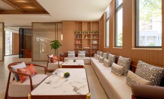 Jinjiang Renjoy Hotel
