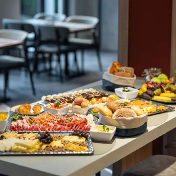Novotel Suites Wien City Donau Отели рядом с достопримечательностью «20. Бригиттенау»