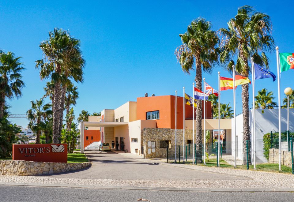 Hotel Vitors Village, Exterior, Hotel Exterior