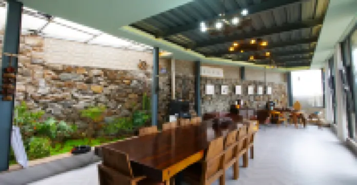 Suanshiliu Art Homestay