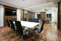 โรงแรม ฮอลิเดย์ จิ่วเฟิง (สาขา ศูนย์บริการนักท่องเที่ยว โกวโข่ว จิ่วจ้ายโกว)