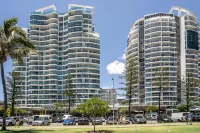 Reflections Tower Two Hotel di Fingal Head