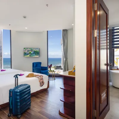 Menora Premium Da Nang - Sea Corner Boutique Hotels near My Khe Beach