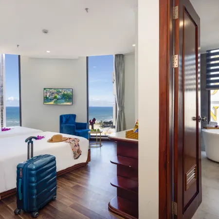 Menora Premium Da Nang - Sea Corner Boutique