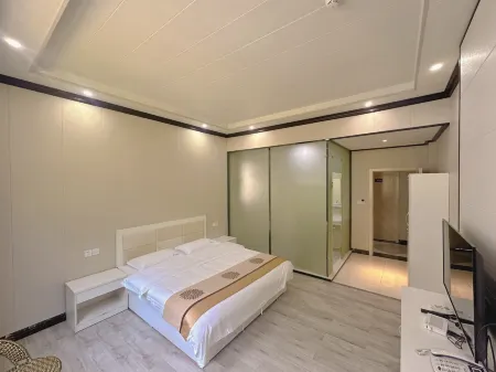 Huoshan Xingyue Inn Отели рядом с достопримечательностью «Dabie Mountain Main Peak (Baima Main Peak)»